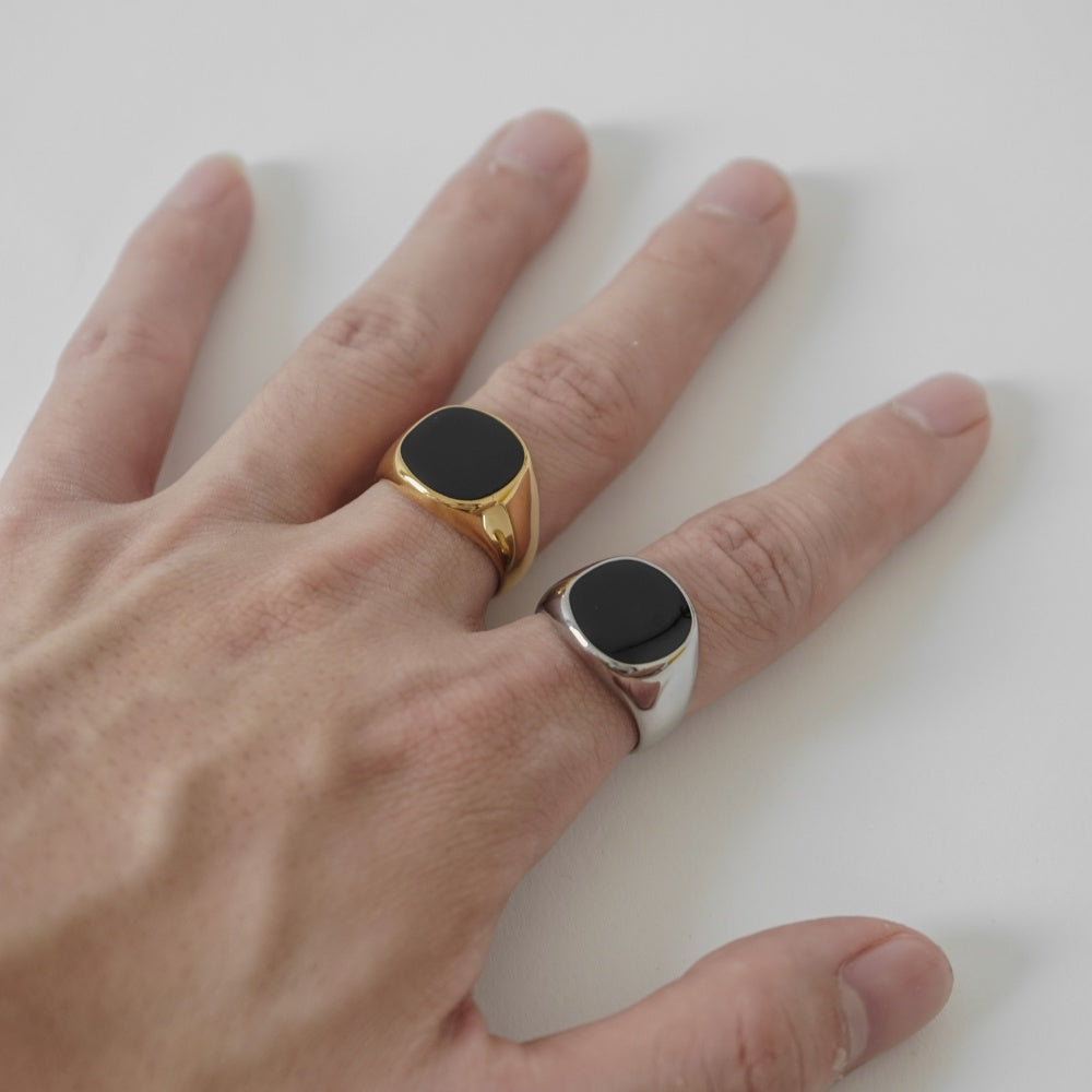 Hierarchy Studios - Black Square Ring