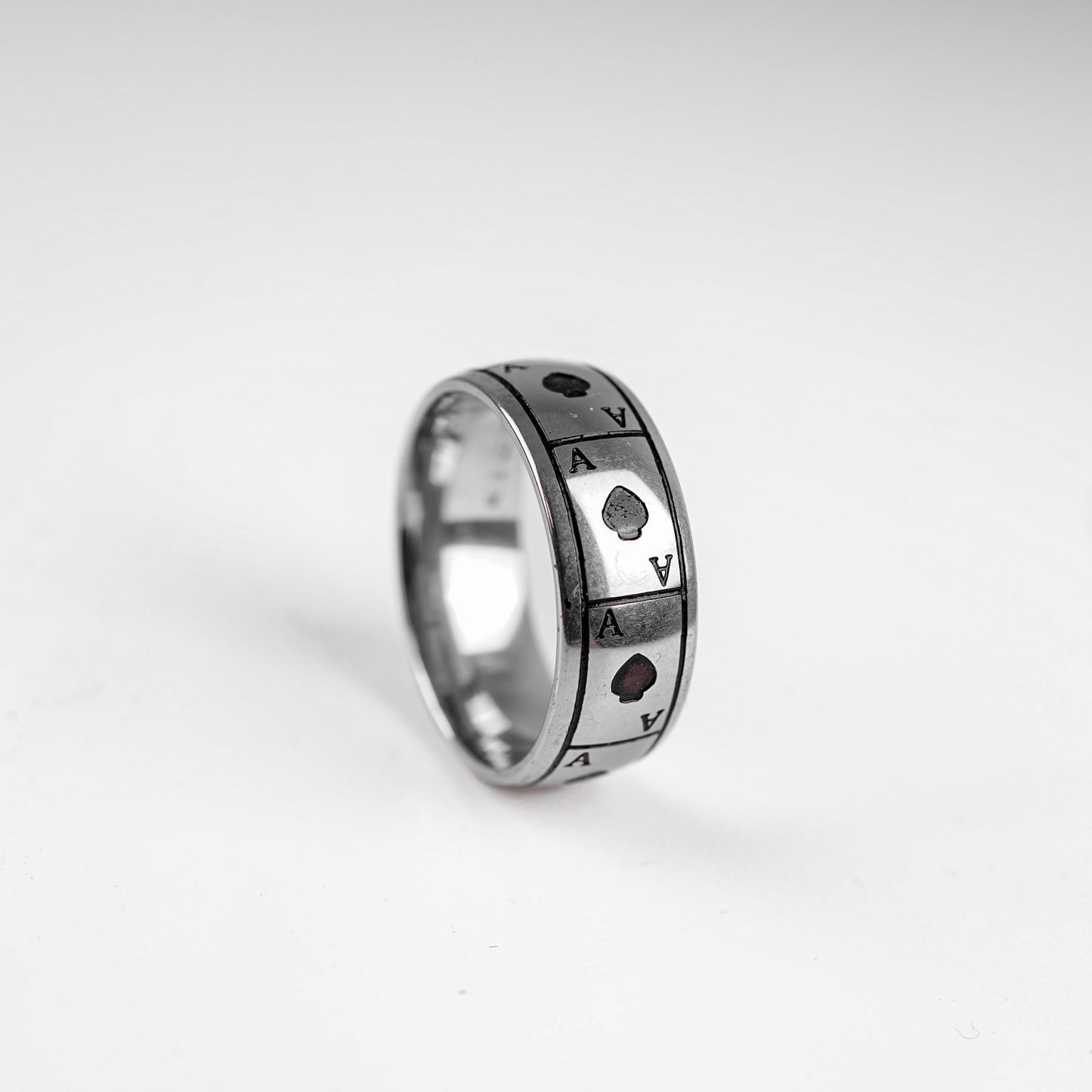 Hierarchy Studios - Circle Spade Ring