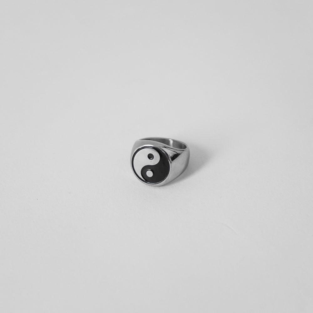 Hierarchy Studios - Big Yin Yang Ring