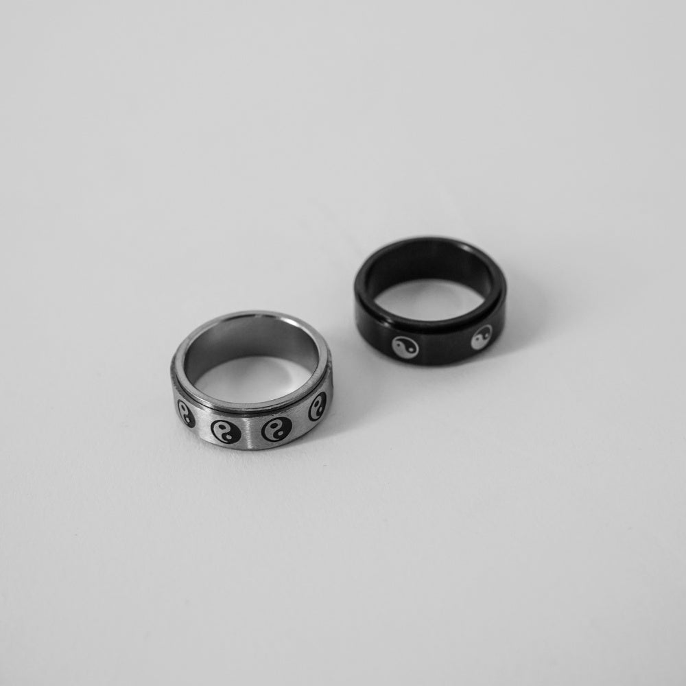 Hierarchy Studios - Rotating Yin Yang Ring