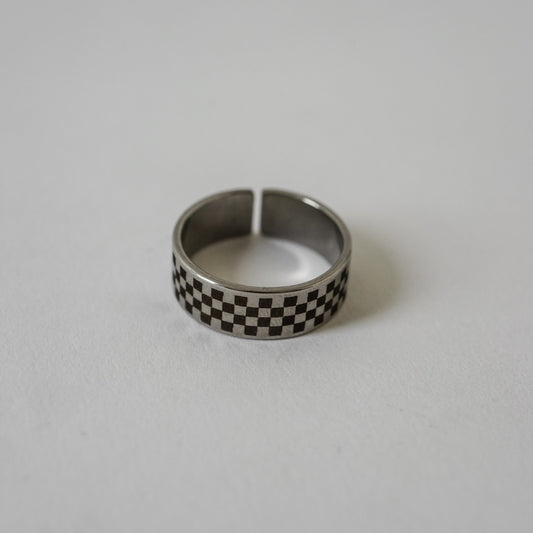 Hierarchy Studios - Checker Ring