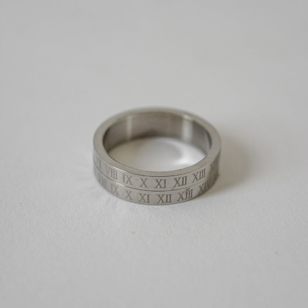 Hierarchy Studios - Roman Number Ring